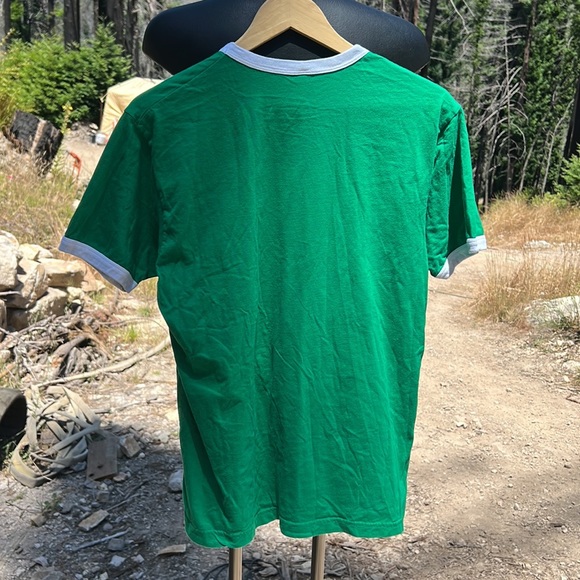 American Apperal retro 1980’s style t-shirt with colorful geometric image size L - Picture 4 of 6